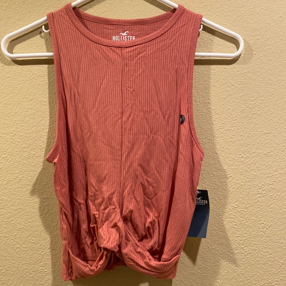 Hollister Tank